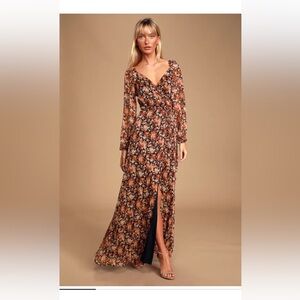❤️Lulus Autumn Ditsy floral long sleeve wrap maxi dress